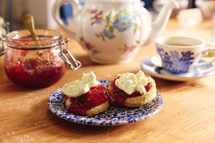 London Traditional English Scone Making and Tea Workshop