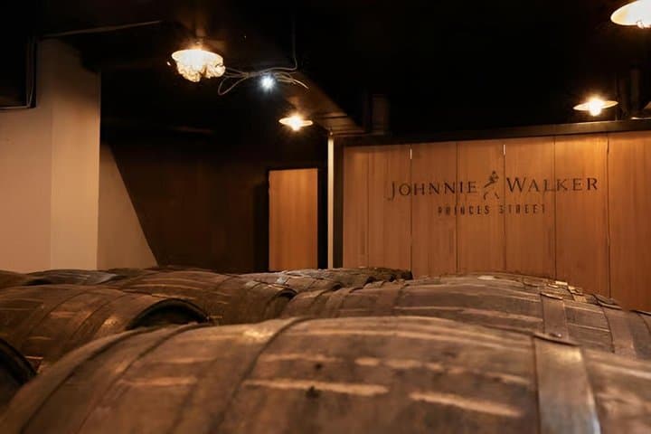The Johnnie Walker Luxury Cask Draw Experience in Edinburgh