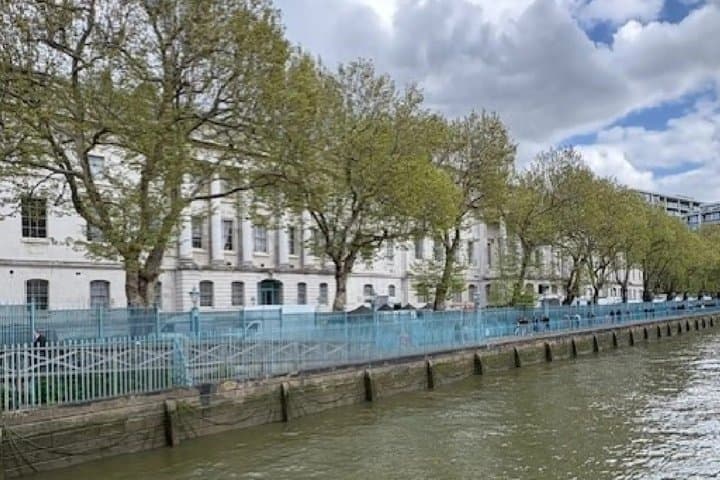 Pool of London Self Guided Walking Tour