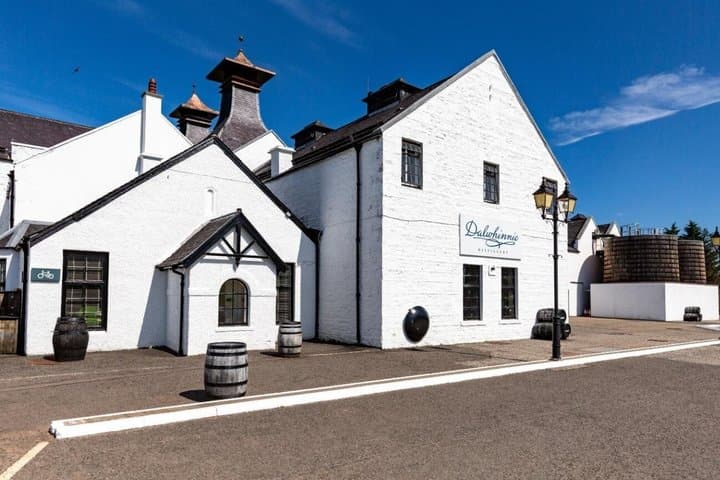 Edinburgh Private Whisky Distillery Transport Service