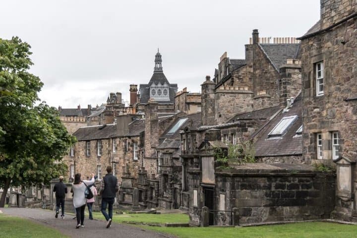 Edinburgh Haunted Legends Self Guided Audio Walking Tour