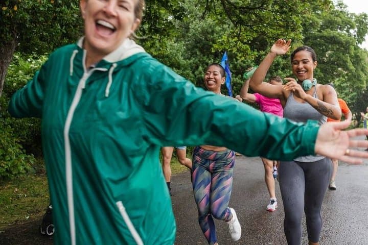 Women's 5km Running Adventure in London with Prosecco Stop