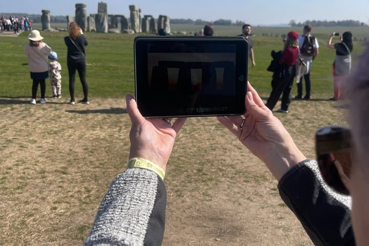 Bath and Stonehenge From London - Private Luxury Day Tour