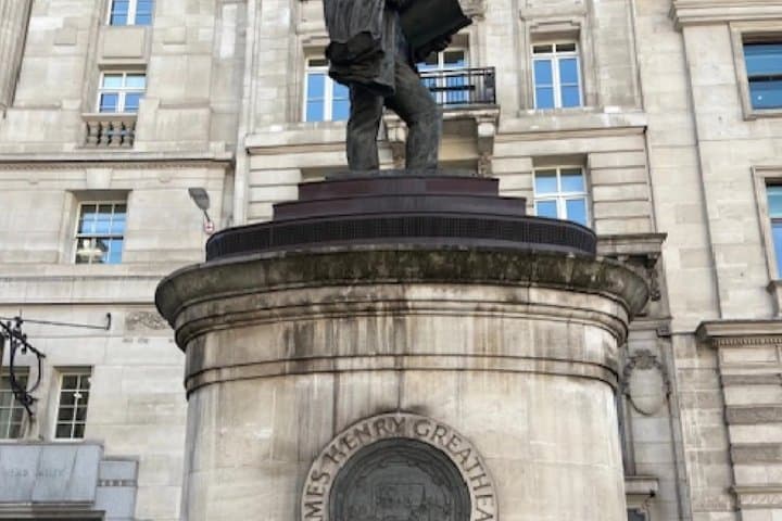 Tower of London to St Paul Walking Tour