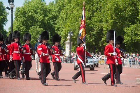 Changing of the Guard Guided Tour at Buckingham Palace