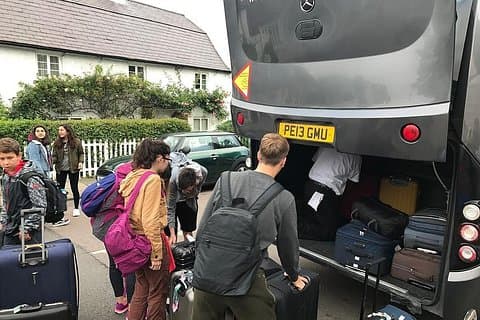 Luton Airport Private Transfers to/from London (Postcode N1-NW1-SE1)