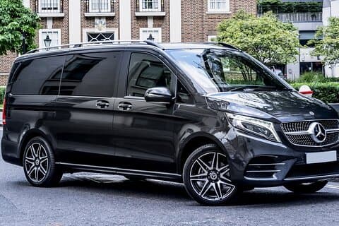 Airport Transfer: London to Heathrow Airport LHR by Luxury Van