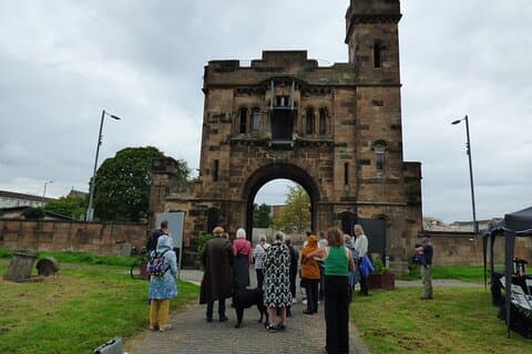 Gatehouse entrance to the Southern Necropolis built 1848