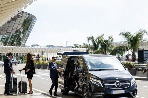 Private Airport Transfer from Bromley to Heathrow Airport