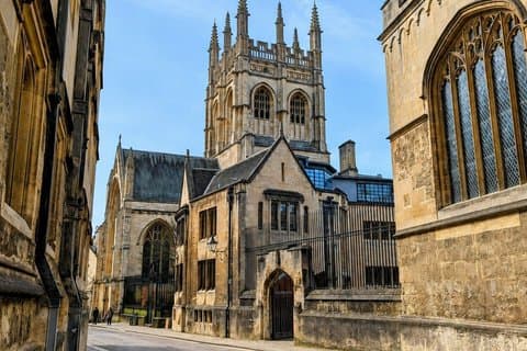 Podcast Tour Oxford The Real Magic of Alice Harry and Lyra