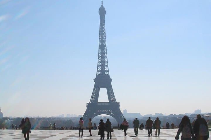 eiffel tower