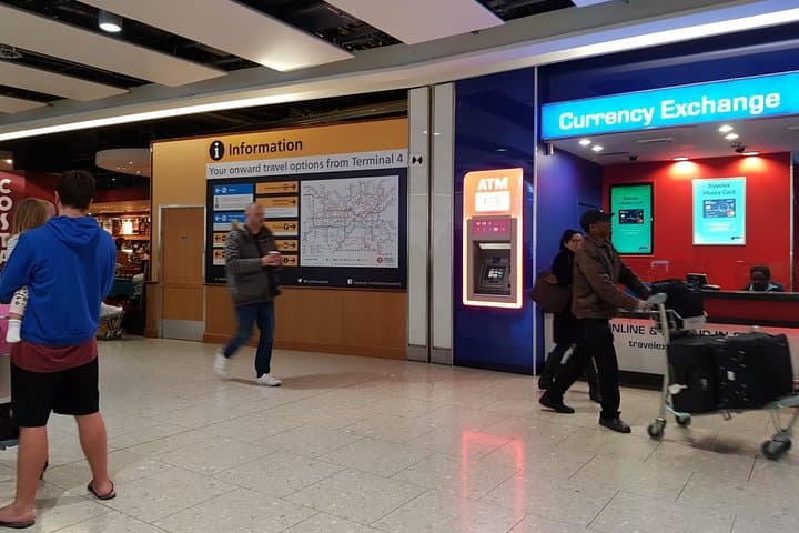 Shared Shuttle Service from Gatwick to your Hotel in London