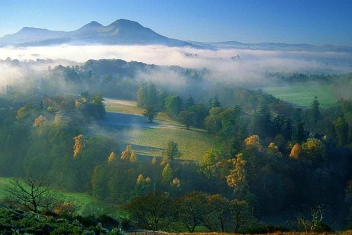 Hadrian's Wall & The Scottish Borders Luxury Private Day Tour - Scott's View