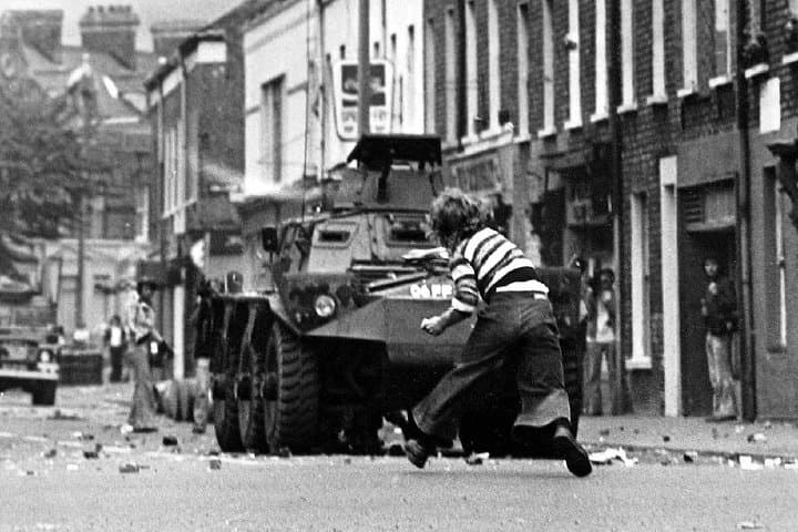 Child attacks Armoured Car