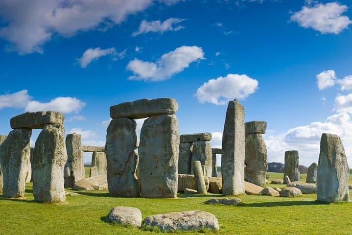 Stonehenge Half-Day Tour from London with Admission