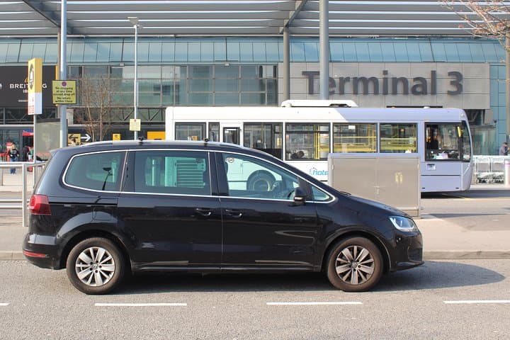 MPV = 4 checkin + 4 hand luggage