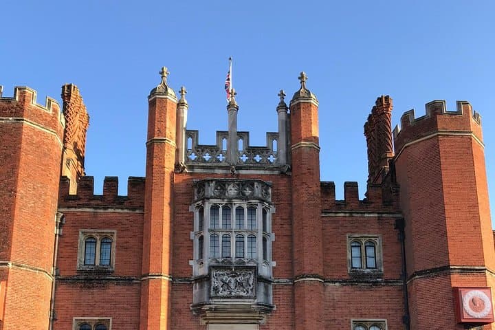 Hampton Court Palace Private Guided Tour