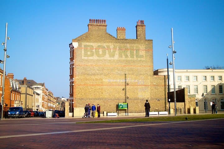 Private Brixton Walk: Discover Vibrant London with a Local