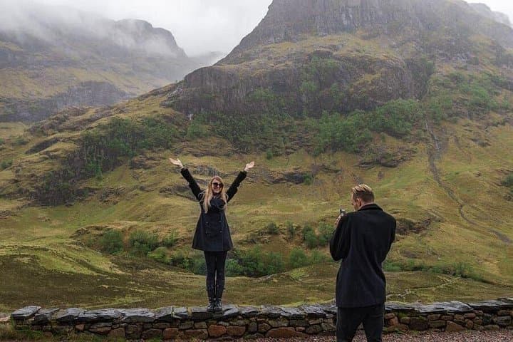 Private Photo Session with a Local Photographer in Stirling