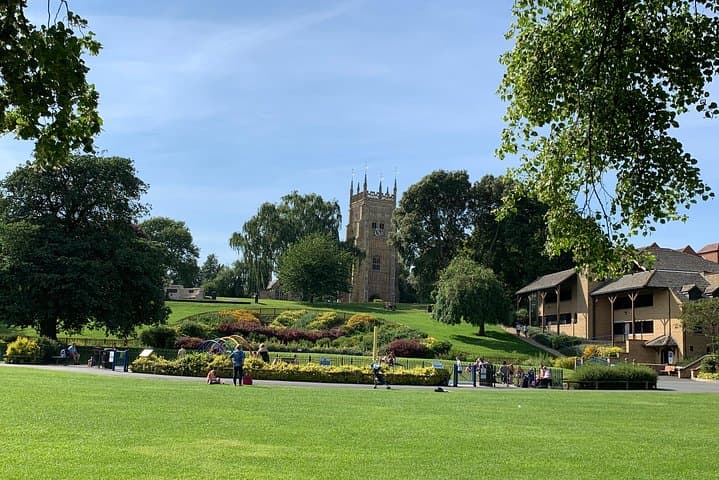 Private Day Tour from London - Stonehenge and Bath