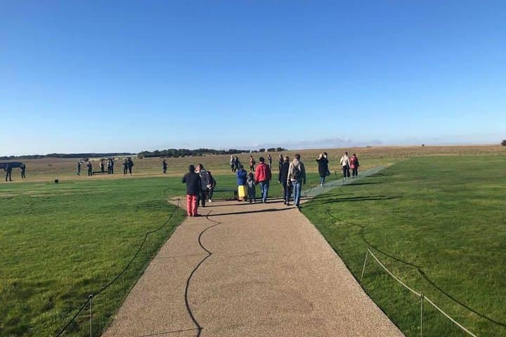 Private Transfers between London & Stonehenge