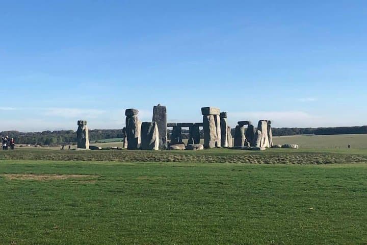 Private Transfers between London & Stonehenge