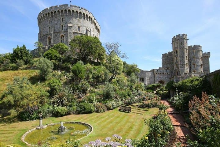 London, Windsor Castle & Henry VIII's Hampton Court Palace