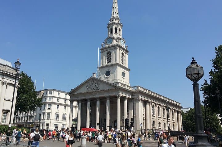 Half Day London Tour by Public Transportation