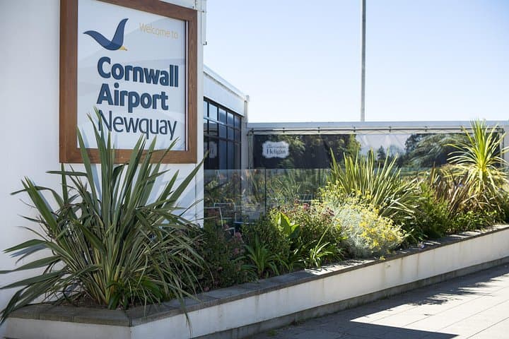 Private Newquay Departure Transfer - Hotel / Accommodation to Airport