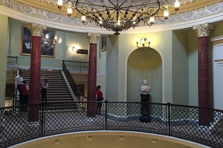 London West End and Royal Opera House Private Walking Tour
