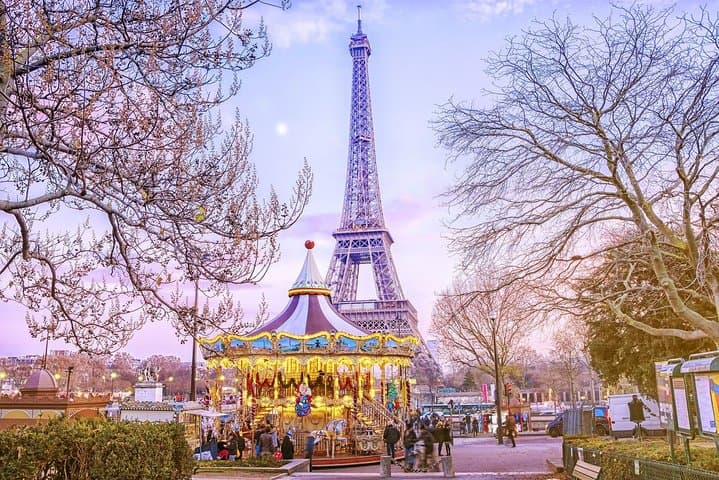Trip to Paris with Seine Cruise, Bus Tour and Travel Card