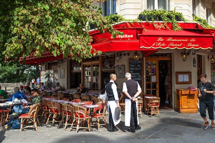 Paris Tour via Eurostar, with Seine Cruise and Travelcard