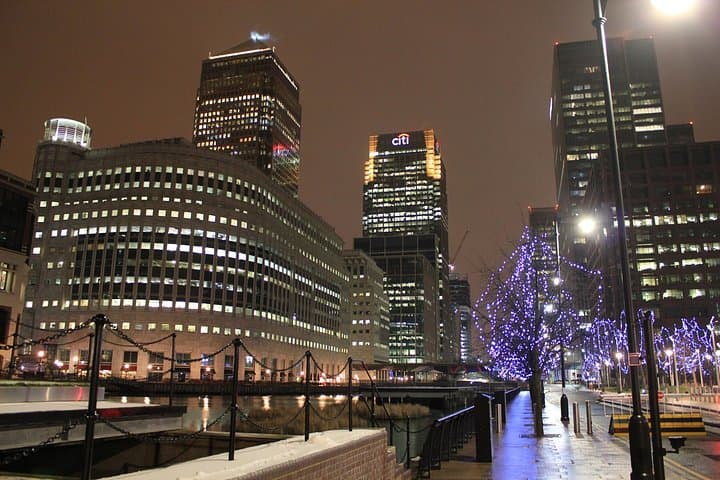 London by Night Sightseeing Open Top Bus Tour with Live Guide