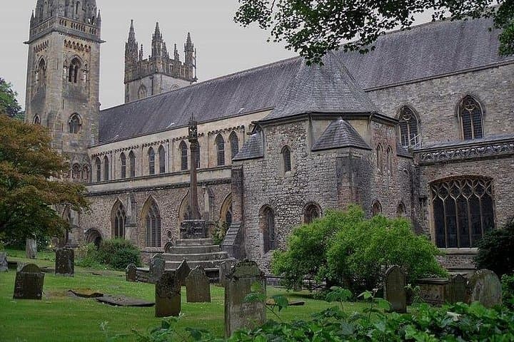 Llandaff's Ghosts: A Self-Guided Audio Tour