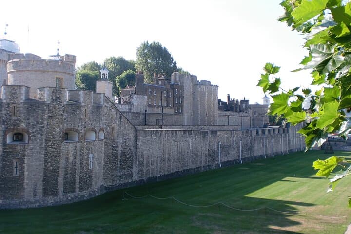 London Private Walking Tour with a Professional Guide