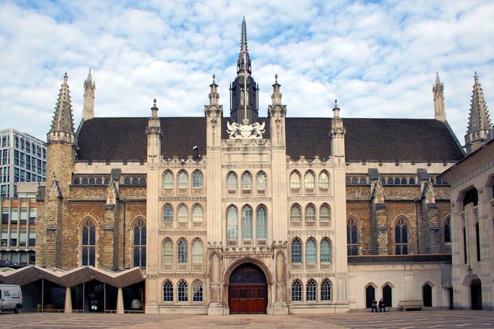 The City through the Centuries: A Self-Guided Audio Tour of London