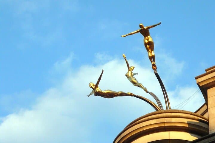 Interactive Treasure Hunt Experience - Central London's Secrets