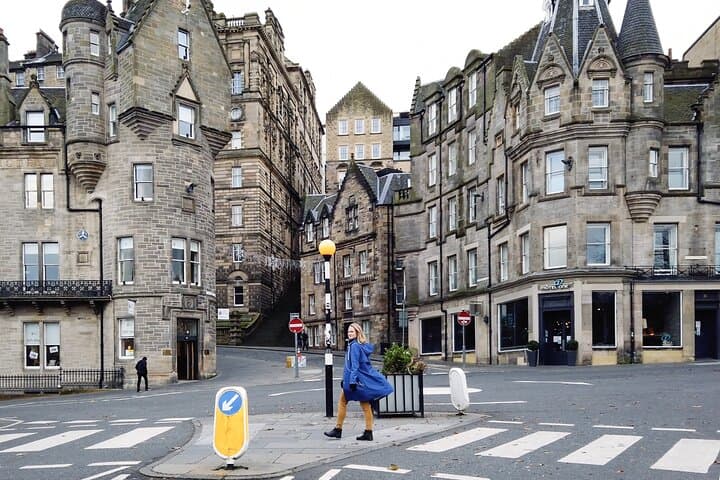Highlights from Edinburgh’s Old Town: A Self-Guided Audio Tour