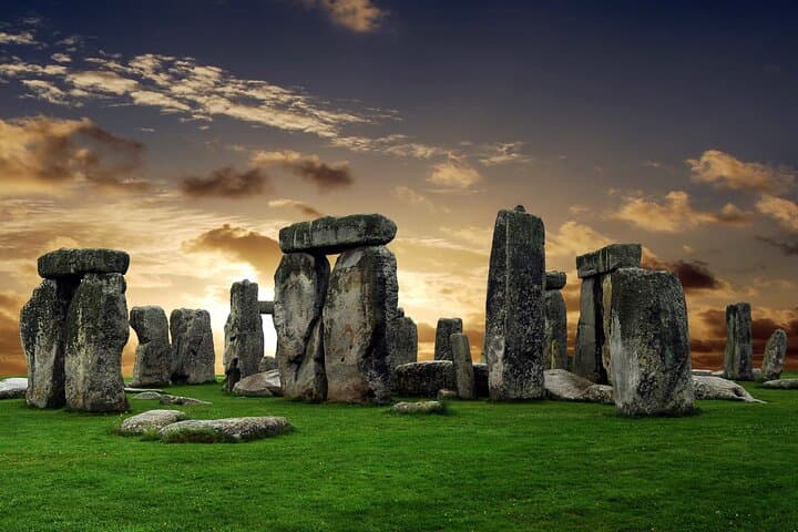 Sunset at the henge