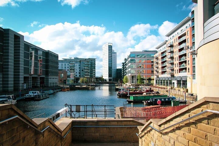 Leeds Tour App, Hidden Gems Game and Big Britain Quiz (1 Day Pass) UK