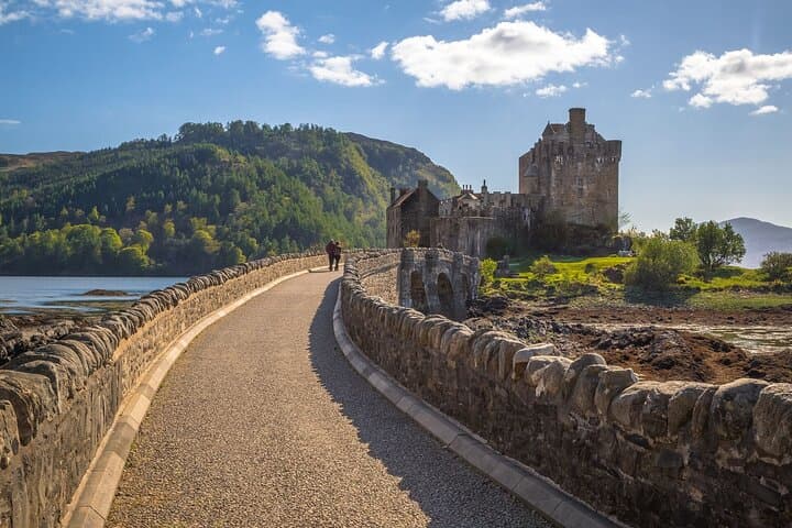 6 Day Outer Hebrides, Isle of Skye & Glenfinnan Viaduct