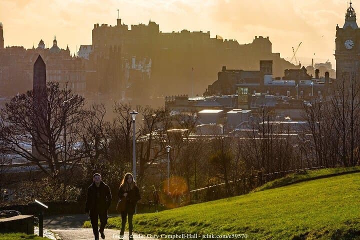 Secrets of the Royal Mile: Private 2.5-hour Walking Tour