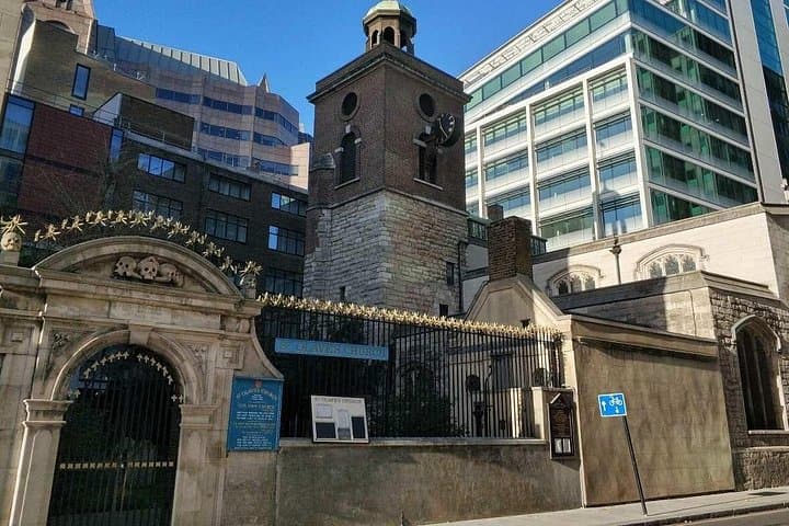 London Walking Tour: Self-Guided City Game
