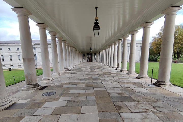 Interactive Treasure Hunt Experience of Greenwich's Secrets