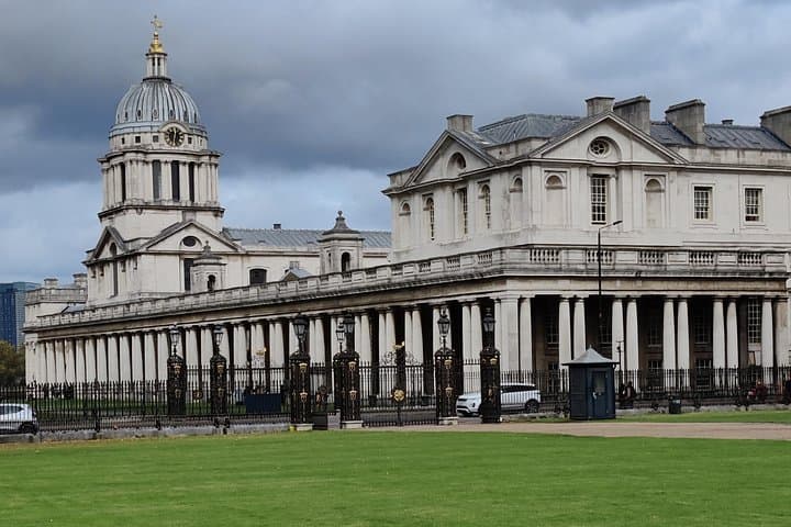 Interactive Treasure Hunt Experience of Greenwich's Secrets