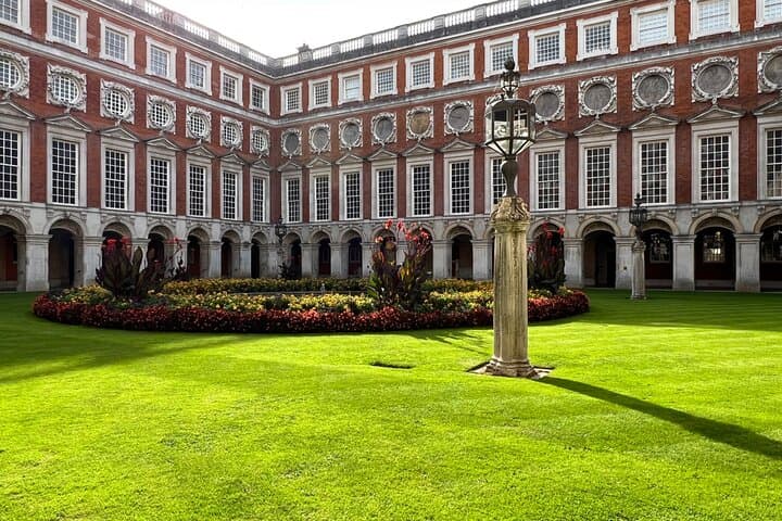 Inner court yard at Hampton Court Palace