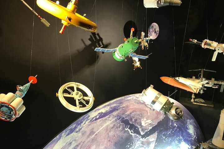 3-Hour Guided Tour of Science Museum in London