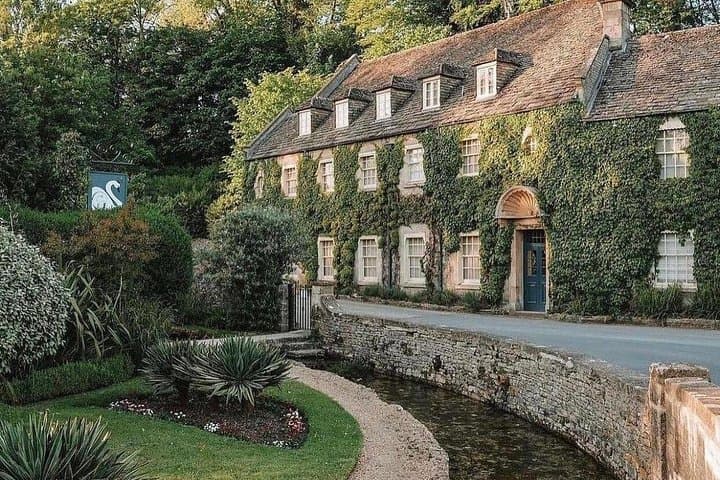 Full-Day Windsor Castle & Cotswolds Driving Tour