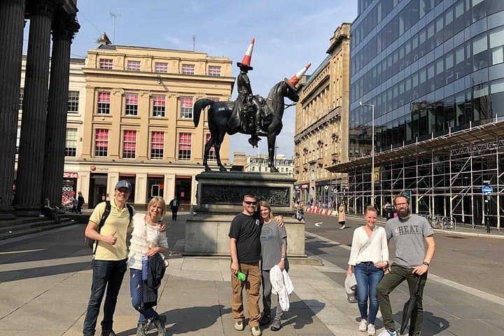 A Wee Walk and a Whisky: Unique Glasgow Walking Tour (5pm)