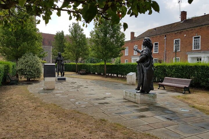 King Ethelbert and Queen Bertha strike a pose!